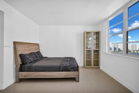 Купить кондоминиум в Санни-Айлс-Бич, Флорида 2 спальни, 100.98м2, № 2006900 - фото 20