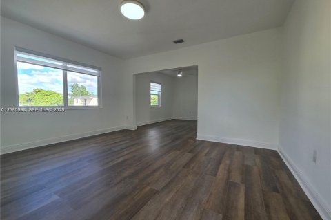 Villa ou maison à louer à Miami, Floride: 3 chambres № 2282668 - photo 8