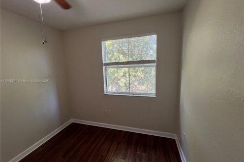 Copropriété à louer à Homestead, Floride: 3 chambres, 109.81 m2 № 1950022 - photo 21