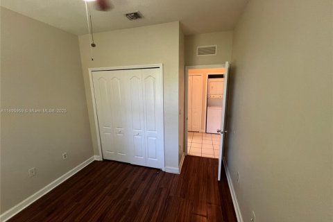 Copropriété à louer à Homestead, Floride: 3 chambres, 109.81 m2 № 1950022 - photo 17