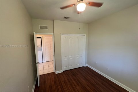 Copropriété à louer à Homestead, Floride: 3 chambres, 109.81 m2 № 1950022 - photo 28