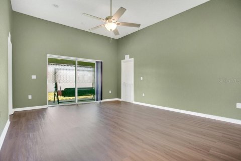 Casa en venta en Winter Haven, Florida, 4 dormitorios, 169.27 m2 № 1918937 - foto 11