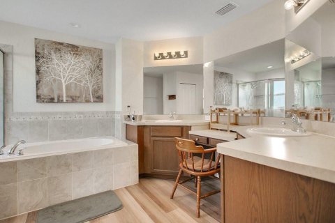 Casa en venta en Winter Haven, Florida, 4 dormitorios, 169.27 m2 № 1918937 - foto 14