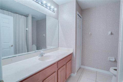 House in Orlando, Florida 3 bedrooms, 190.73 sq.m. № 2402742 - photo 27