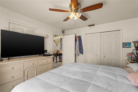 House in New Smyrna Beach, Florida 2 bedrooms, 104.05 sq.m. № 2394121 - photo 12