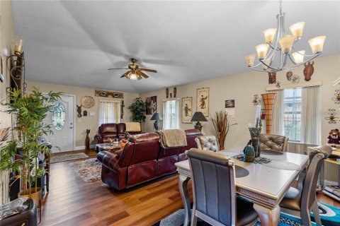House in New Smyrna Beach, Florida 2 bedrooms, 104.05 sq.m. № 2394121 - photo 7