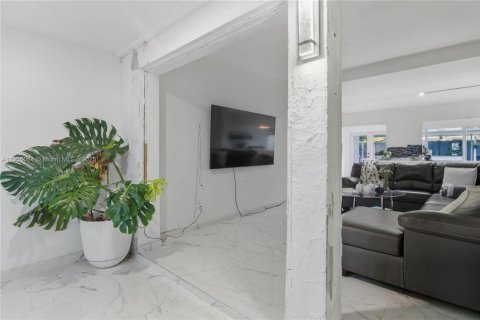 Villa ou maison à vendre à Orlando, Floride: 5 chambres, 187.48 m2 № 1973549 - photo 5