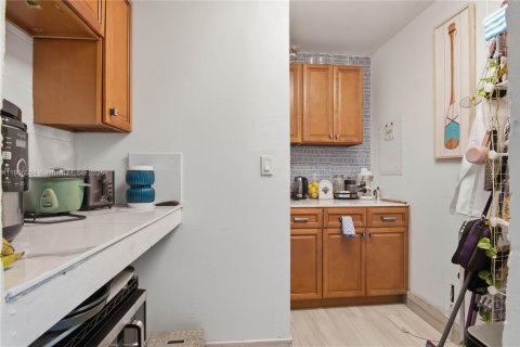 Villa ou maison à vendre à Orlando, Floride: 5 chambres, 187.48 m2 № 1973549 - photo 13