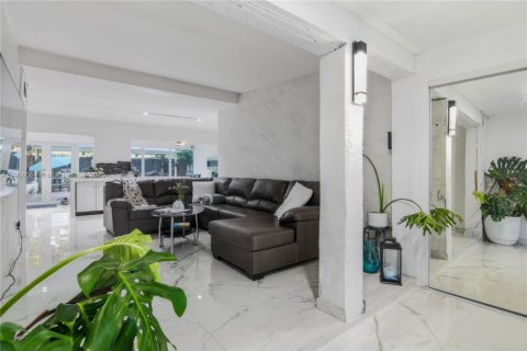 Villa ou maison à vendre à Orlando, Floride: 5 chambres, 187.48 m2 № 1973549 - photo 6