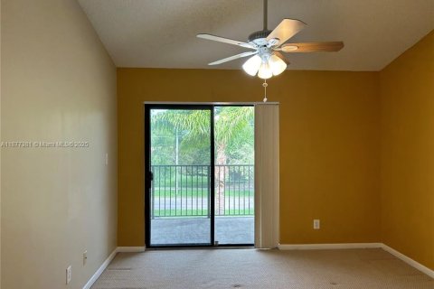 Condominio en venta en Hollywood, Florida, 1 dormitorio, 78.13 m2 № 1946485 - foto 8