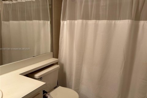 Condominio en venta en Hollywood, Florida, 1 dormitorio, 78.13 m2 № 1946485 - foto 10