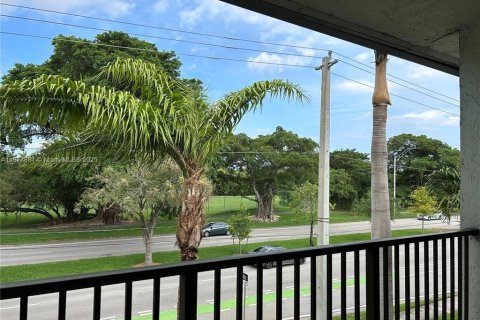 Condominio en venta en Hollywood, Florida, 1 dormitorio, 78.13 m2 № 1946485 - foto 4