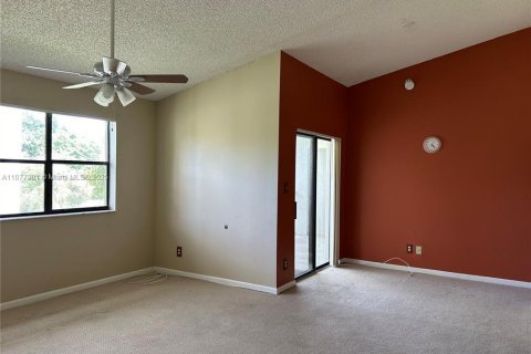 Condominio en venta en Hollywood, Florida, 1 dormitorio, 78.13 m2 № 1946485 - foto 22