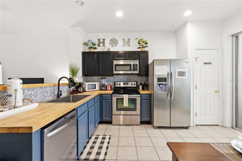 Townhouse in Kissimmee, Florida 3 bedrooms, 110.27 sq.m. № 2314650 - photo 27