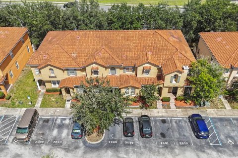 Townhouse in Kissimmee, Florida 3 bedrooms, 110.27 sq.m. № 2314650 - photo 16