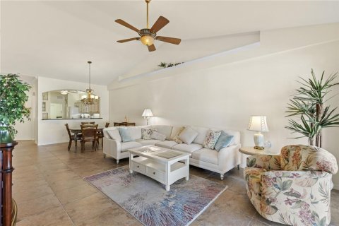 House in Venice, Florida 2 bedrooms, 153.85 sq.m. № 1914355 - photo 18