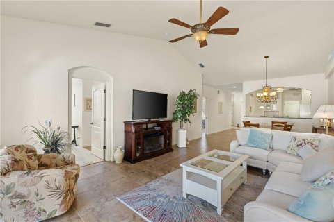 House in Venice, Florida 2 bedrooms, 153.85 sq.m. № 1914355 - photo 17