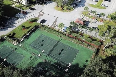 Condominio en venta en Lauderhill, Florida, 1 dormitorio, 77.39 m2 № 2054955 - foto 17