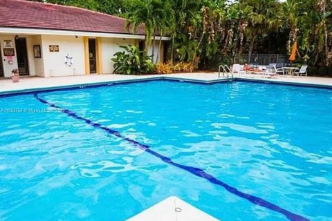 Condominio en venta en Lauderhill, Florida, 1 dormitorio, 77.39 m2 № 2054955 - foto 15