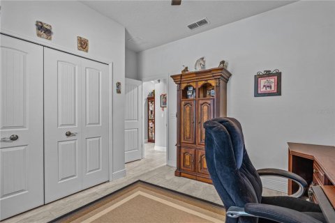 House in DeLand, Florida 4 bedrooms, 173.73 sq.m. № 2400300 - photo 29