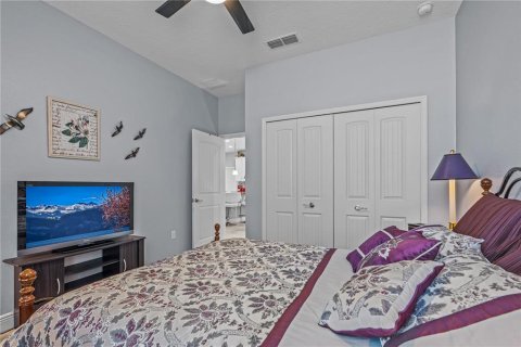 House in DeLand, Florida 4 bedrooms, 173.73 sq.m. № 2400300 - photo 27