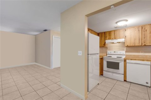 Commercial property in Edgewater, Florida 4 bedrooms, 214.05 sq.m. № 2428963 - photo 14