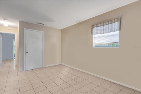 Commercial property in Edgewater, Florida 4 bedrooms, 214.05 sq.m. № 2428963 - photo 13