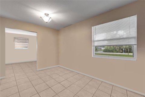 Commercial property in Edgewater, Florida 4 bedrooms, 214.05 sq.m. № 2428963 - photo 17