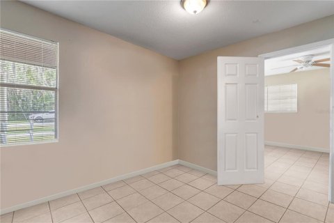 Commercial property in Edgewater, Florida 4 bedrooms, 214.05 sq.m. № 2428963 - photo 21