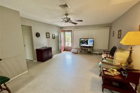 Villa ou maison à vendre à Port Charlotte, Floride: 3 chambres, 144.09 m2 № 1918702 - photo 10