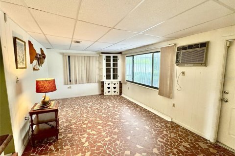Villa ou maison à vendre à Port Charlotte, Floride: 3 chambres, 144.09 m2 № 1918702 - photo 11