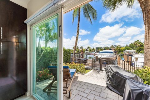 Adosado en venta en Fort Lauderdale, Florida, 3 dormitorios, 224.82 m2 № 2175564 - foto 15