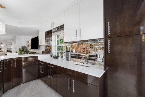 Adosado en venta en Fort Lauderdale, Florida, 3 dormitorios, 224.82 m2 № 2175564 - foto 14