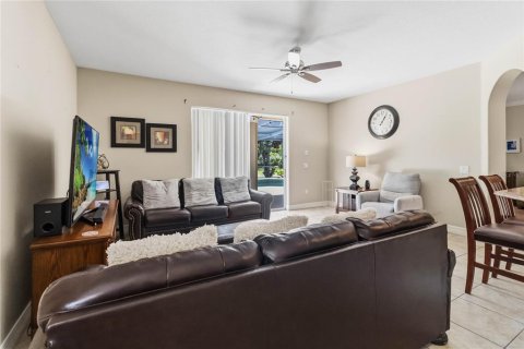 Villa ou maison à vendre à Davenport, Floride: 4 chambres, 255.85 m2 № 2209134 - photo 25