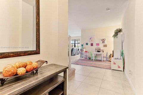 Touwnhouse à vendre à Parkland, Floride: 3 chambres, 174.19 m2 № 2017392 - photo 12