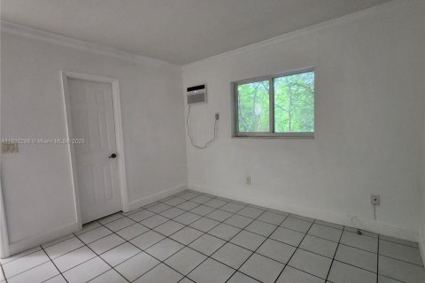 Condo in Coral Gables, Florida, 1 bedroom  № 1807787 - photo 20