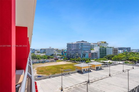 Condominio en venta en Miami, Florida, 36.6 m2 № 2343024 - foto 16
