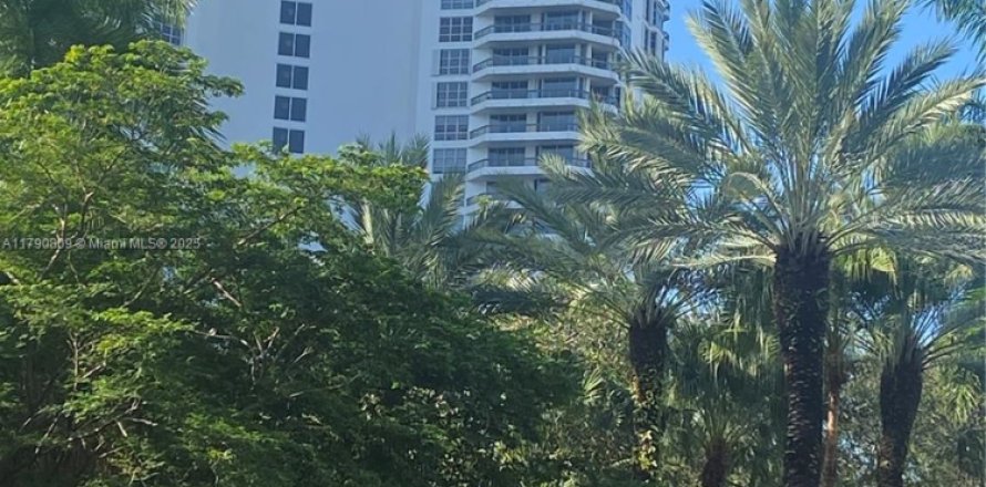 Condo à Aventura, Floride, 2 chambres № 1738036