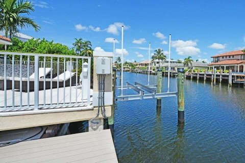 Villa ou maison à vendre à Boca Raton, Floride: 3 chambres, 279.82 m2 № 2193813 - photo 27