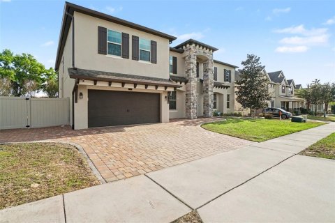 House in Winter Garden, Florida 6 bedrooms, 437.01 sq.m. № 2099045 - photo 3