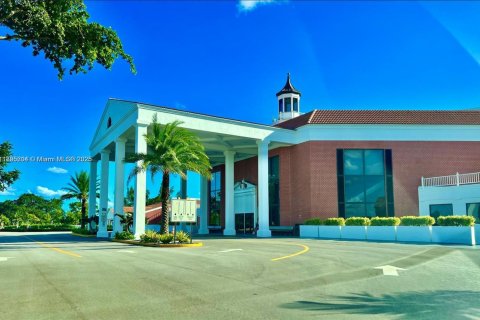 Copropriété à vendre à Deerfield Beach, Floride: 2 chambres, 92.9 m2 № 1952574 - photo 23