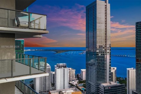 Condominio en alquiler en Miami, Florida, 3 dormitorios, 125.05 m2 № 2047787 - foto 22