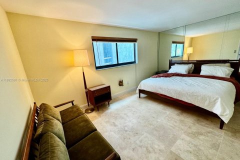 Copropriété à louer à Miami Beach, Floride: 2 chambres, 87.33 m2 № 1944171 - photo 10