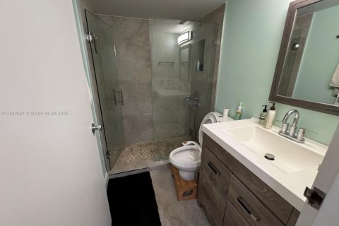 Copropriété à louer à Miami Beach, Floride: 2 chambres, 87.33 m2 № 1944171 - photo 8