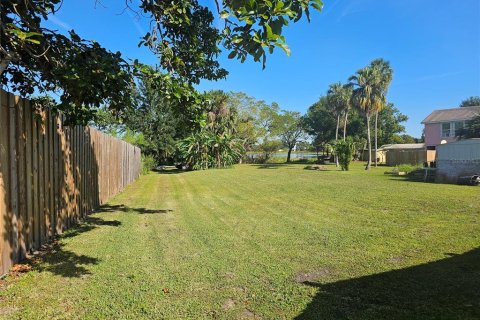 Casa en venta en Orlando, Florida, 5 dormitorios, 680.32 m2 № 1419327 - foto 5