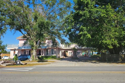 Casa en venta en Orlando, Florida, 5 dormitorios, 680.32 m2 № 1419327 - foto 2