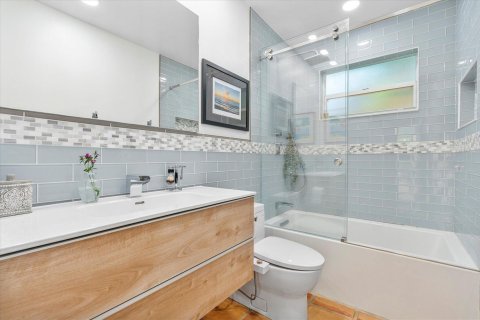 Купить виллу или дом в Холливуд, Флорида 3 комнаты, 238.02м2, № 2182240 - фото 28