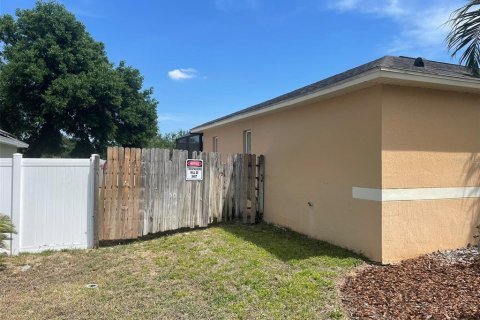 Villa ou maison à vendre à Groveland, Floride: 3 chambres, 151.9 m2 № 1644800 - photo 2