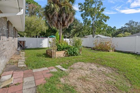 House in Palm Coast, Florida 4 bedrooms, 274.8 sq.m. № 1824349 - photo 23