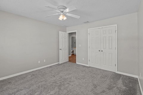 House in Palm Coast, Florida 4 bedrooms, 274.8 sq.m. № 1824349 - photo 18